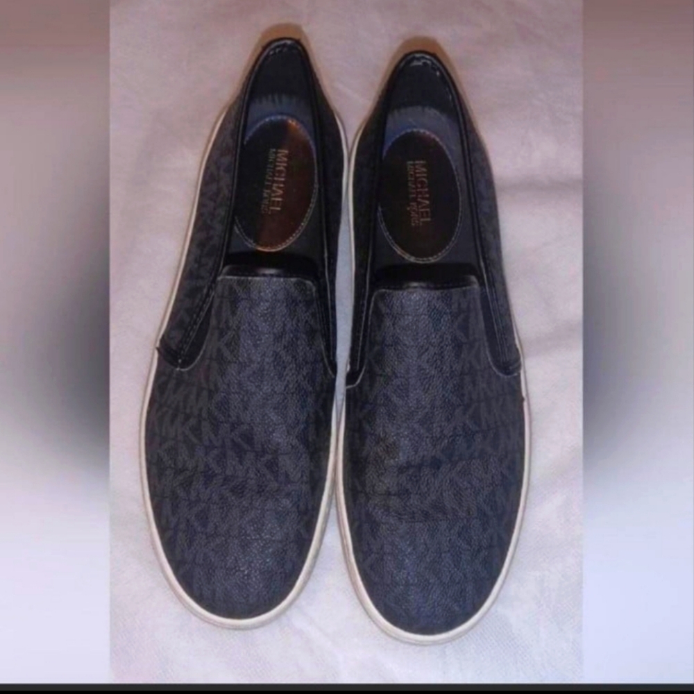 Used Michael Kors Women. Gray Slip-On Shoes